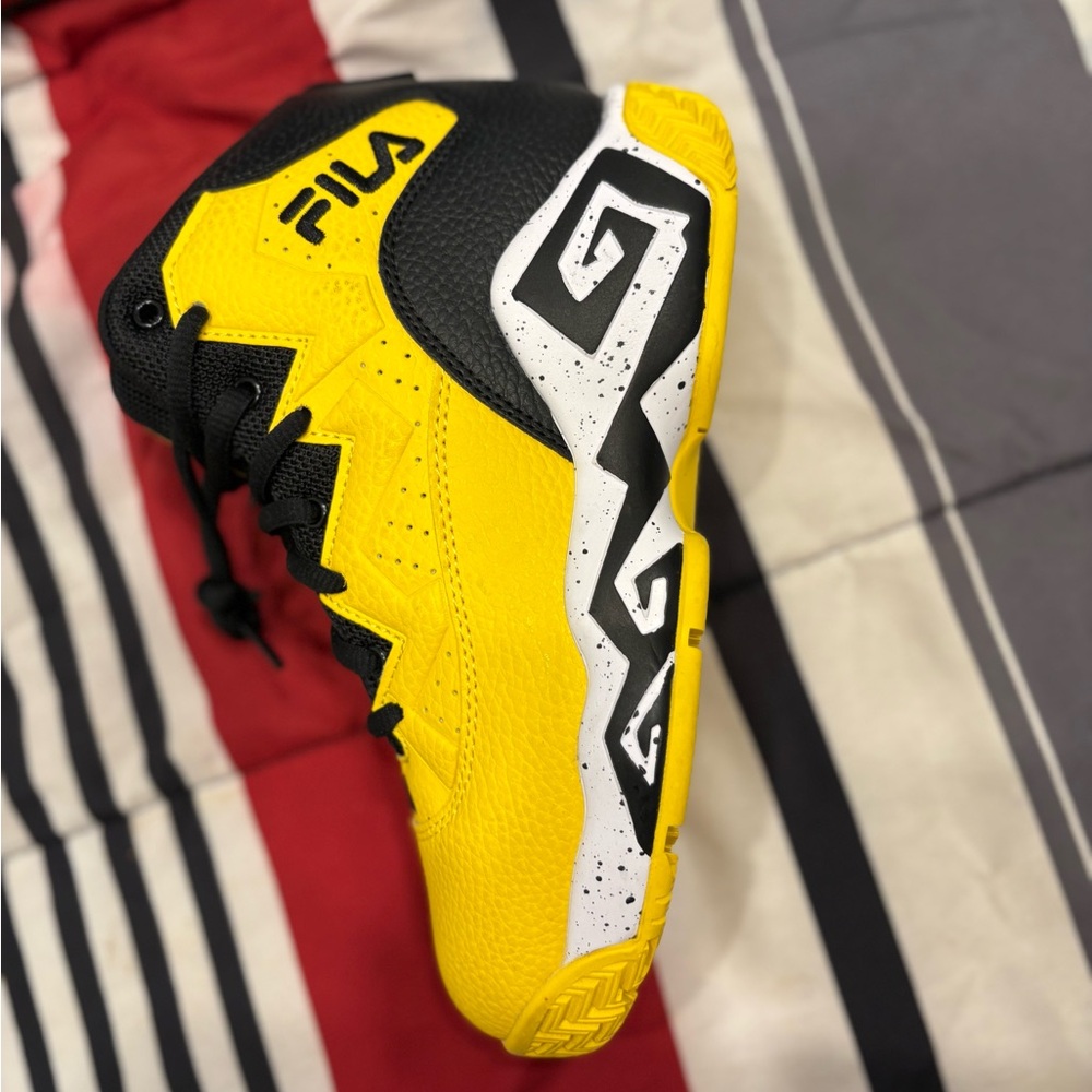 Fila Black and Yellow High-Top Sneakers